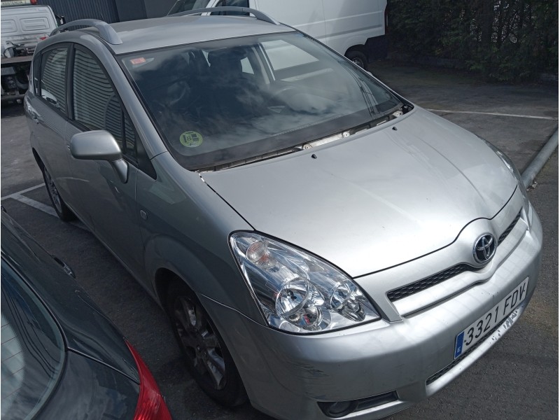 toyota corolla verso (r1) del año 2006