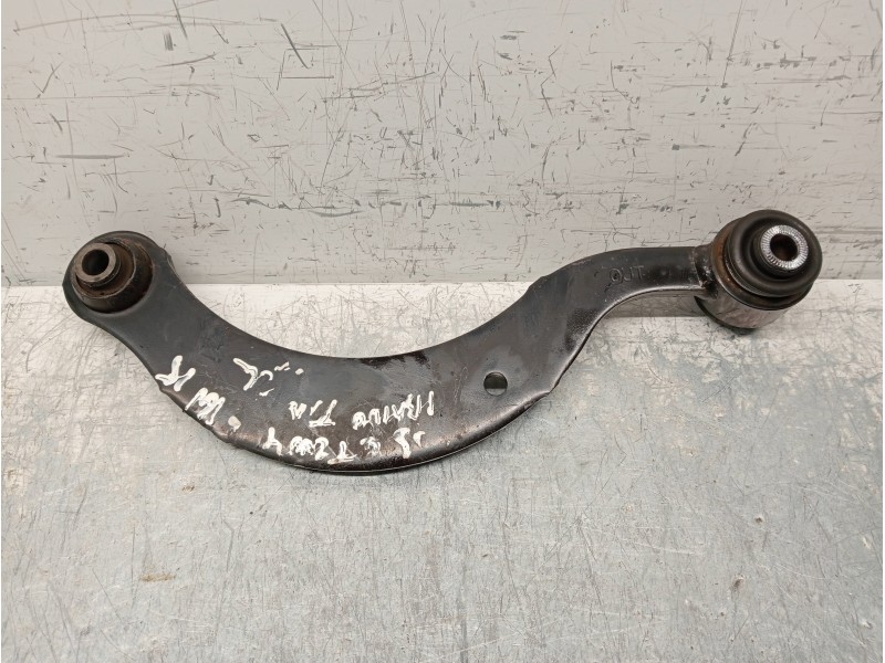 Recambio de brazo suspension superior trasero izquierdo para lexus ct 200h referencia OEM IAM    Recambio de brazo suspension superior trasero izquierdo para lexus ct 200h referencia OEM IAM
