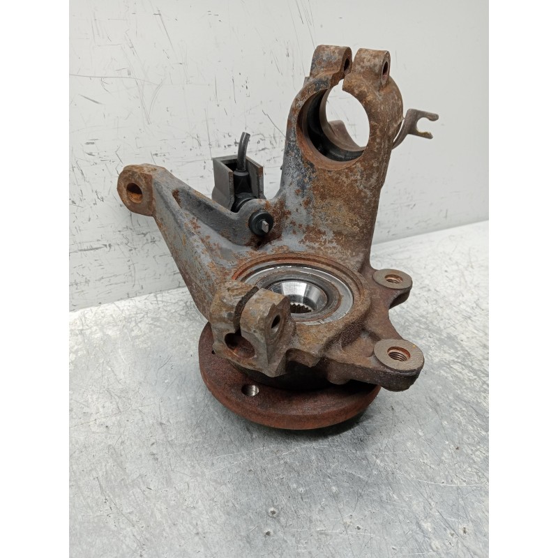 Recambio de mangueta delantera izquierda para citroen xsara berlina 1.6i 16v exclusive referencia OEM IAM   