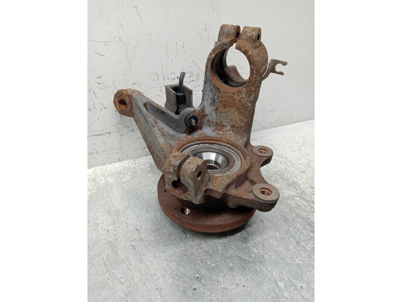 Recambio de mangueta delantera izquierda para citroen xsara berlina 1.6i 16v exclusive referencia OEM IAM   