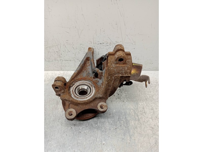 Recambio de mangueta delantera izquierda para citroen xsara berlina 1.6i 16v exclusive referencia OEM IAM   