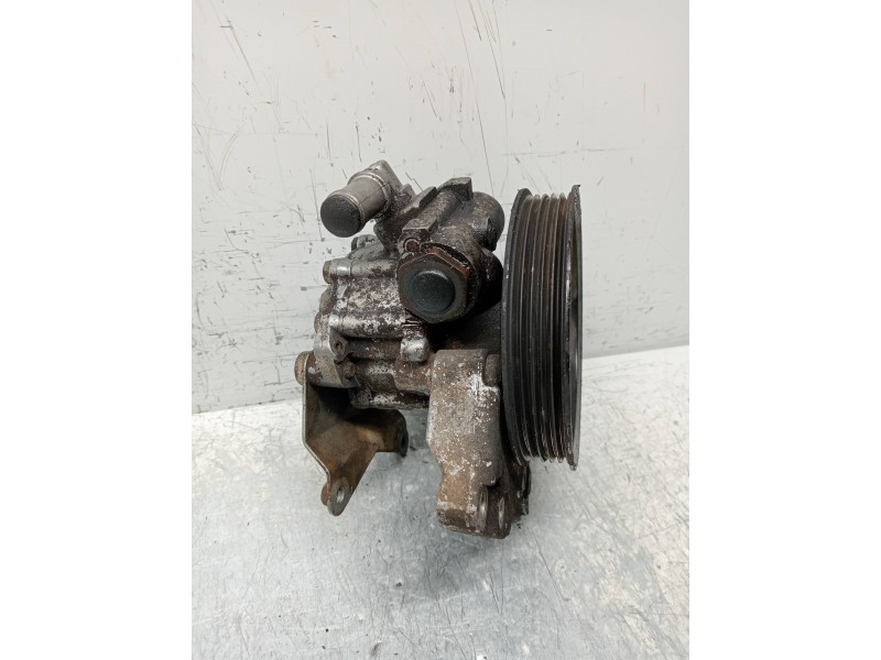 Recambio de bomba direccion para land rover freelander familiarsport referencia OEM IAM   