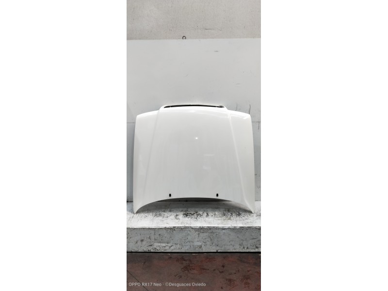 Recambio de capot para audi coupe (8b3) básico referencia OEM IAM   