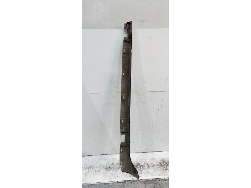 Recambio de faldon lateral para audi a6 avant (4gd) 2.0 tdi ultra referencia OEM IAM   DERECHO