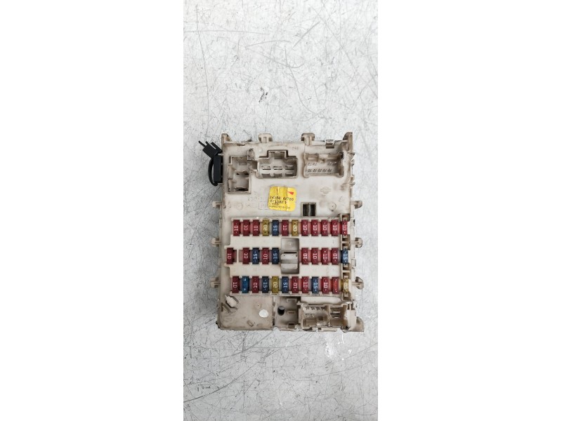 Recambio de caja reles / fusibles para nissan primera berlina (p12) tekna referencia OEM IAM 24350AV700  