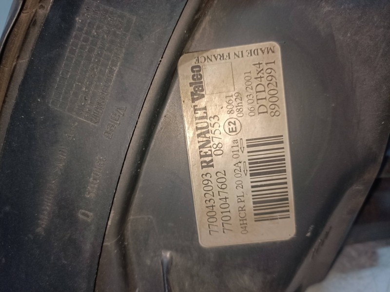 Recambio de faro derecho para renault scenic (ja..) 1.9 dci rxe referencia OEM IAM 7700432093 7701047602 89002991