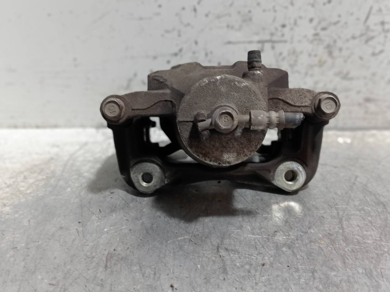 Recambio de pinza freno delantera derecha para kia cee´d tech referencia OEM IAM   