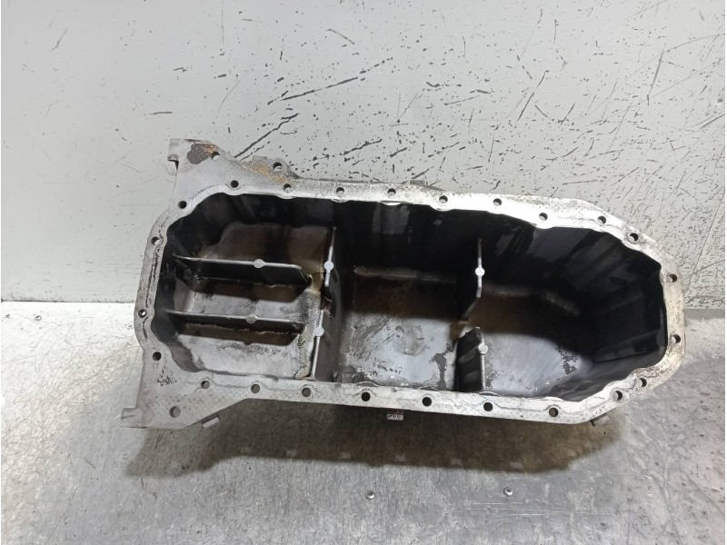 Recambio de carter para volkswagen lt caja cerrada / combi (mod. 1997) 2.5 tdi referencia OEM IAM 074103601J  