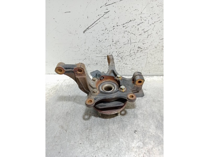 Recambio de mangueta delantera derecha para kia cee´d tech referencia OEM IAM   