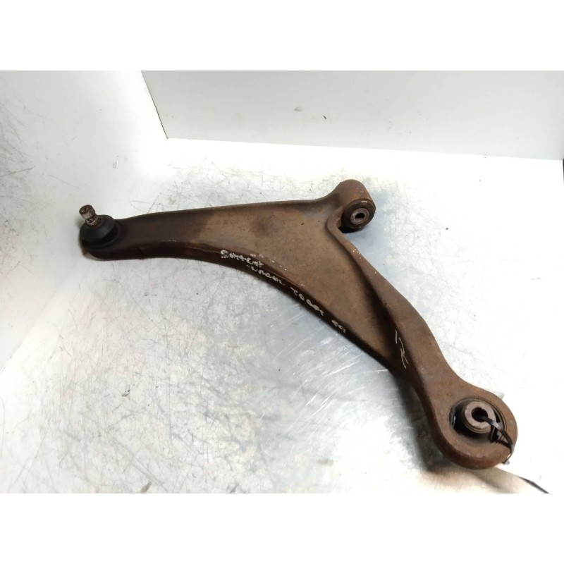 Recambio de brazo suspension inferior delantero izquierdo para mitsubishi space wagon (n80/n90) 2.4 gdi cat referencia OEM IAM  
