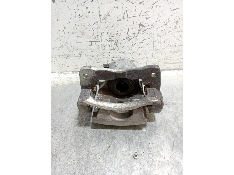Recambio de pinza freno delantera izquierda para lexus ct 200h referencia OEM IAM   