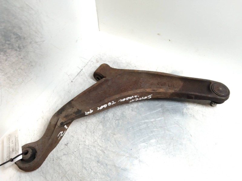 Recambio de brazo suspension inferior delantero izquierdo para mitsubishi space wagon (n80/n90) 2.4 gdi cat referencia OEM IAM  