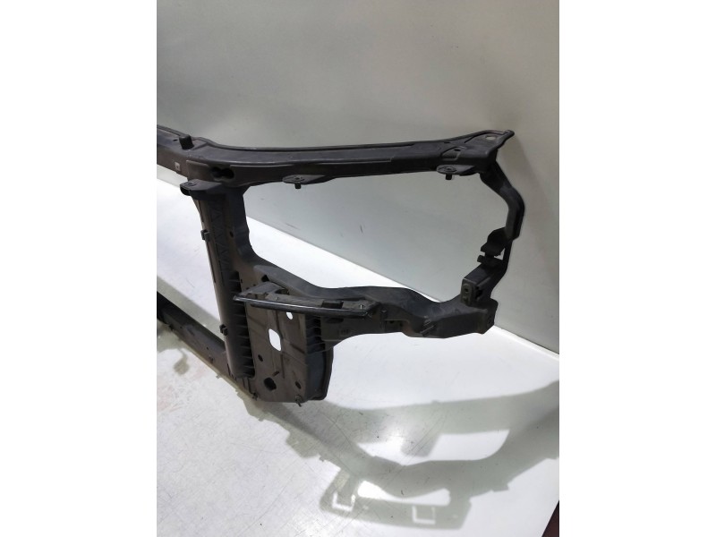 Recambio de panel frontal para hyundai sonata (nf) 2.4 referencia OEM IAM   