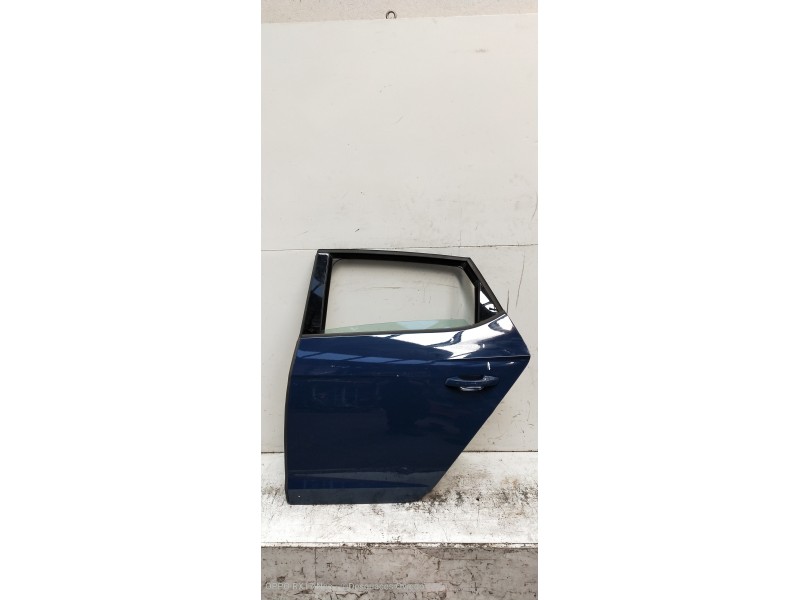 Recambio de puerta trasera izquierda para seat leon (5f1) style referencia OEM IAM   5P