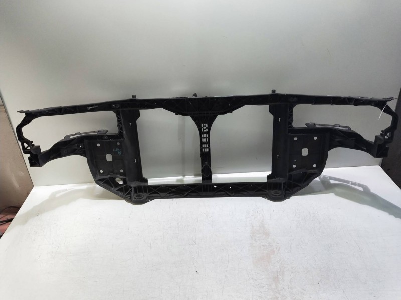 Recambio de panel frontal para hyundai sonata (nf) 2.4 referencia OEM IAM   