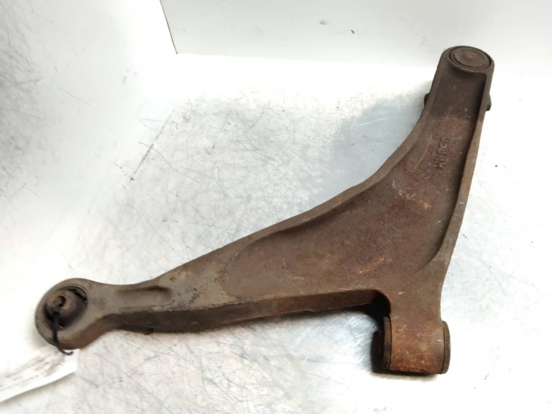 Recambio de brazo suspension inferior delantero derecho para mitsubishi space wagon (n80/n90) 2.4 gdi cat referencia OEM IAM   