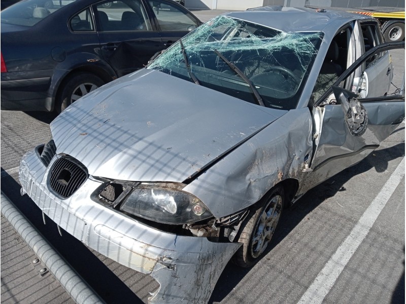 seat ibiza (6l1) del año 2004