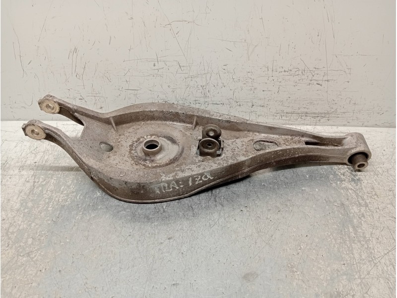 Recambio de brazo suspension inferior trasero izquierdo para bmw serie 3 berlina (e46) 320d referencia OEM IAM   