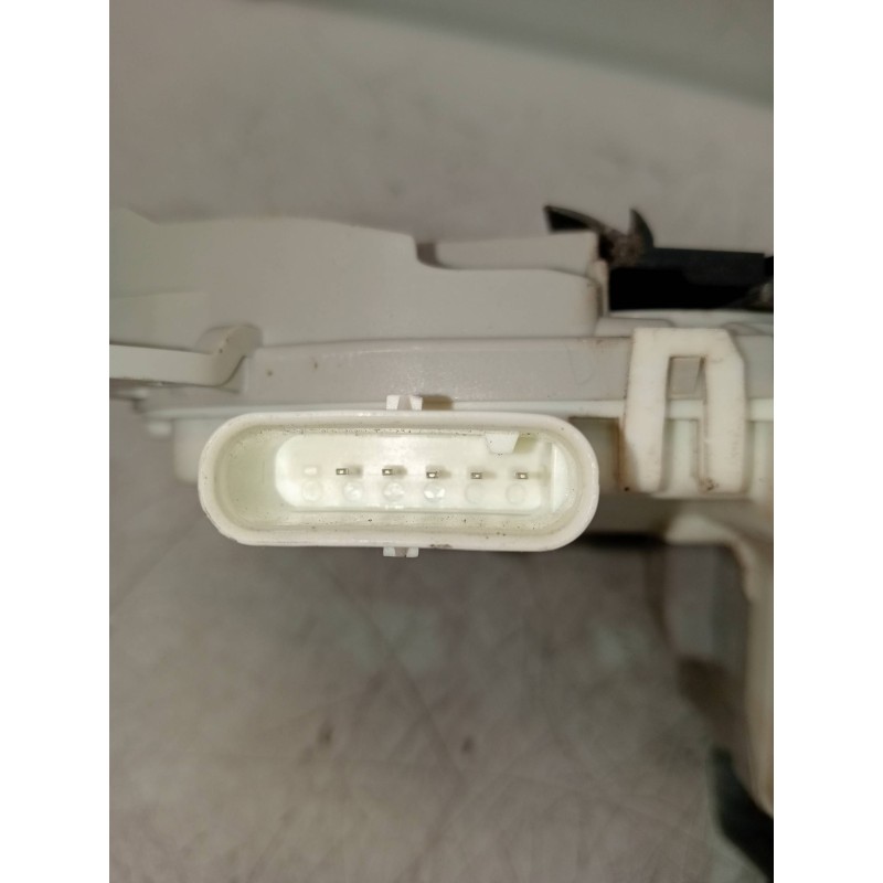 Recambio de motor cierre centralizado delantero derecho para audi a6 avant (4gd) 2.0 tdi ultra referencia OEM IAM 8J1837016F  