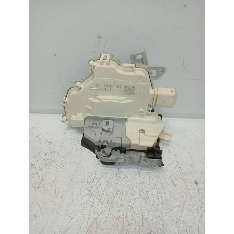 Recambio de motor cierre centralizado trasero derecho para audi a6 avant (4gd) 2.0 tdi ultra referencia OEM IAM 4G0839016E  