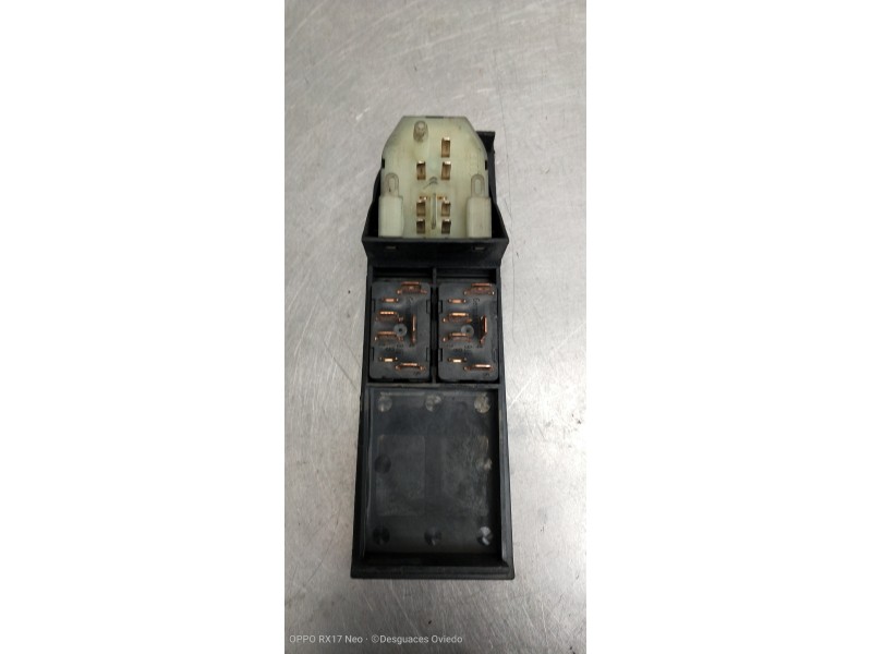 Recambio de mando elevalunas delantero izquierdo para audi coupe (8b3) básico referencia OEM IAM   3P