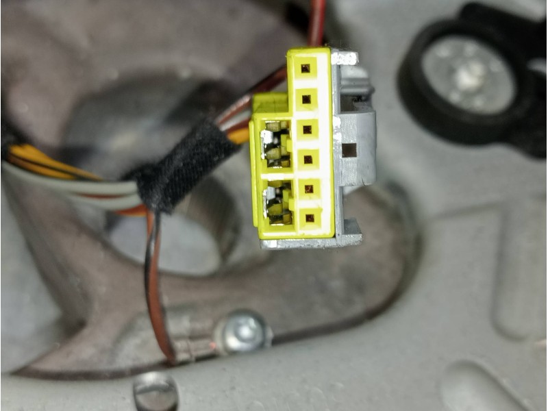 Recambio de volante para bmw x1 (e84) sdrive 16d referencia OEM IAM 676989401 305617099E06AC 