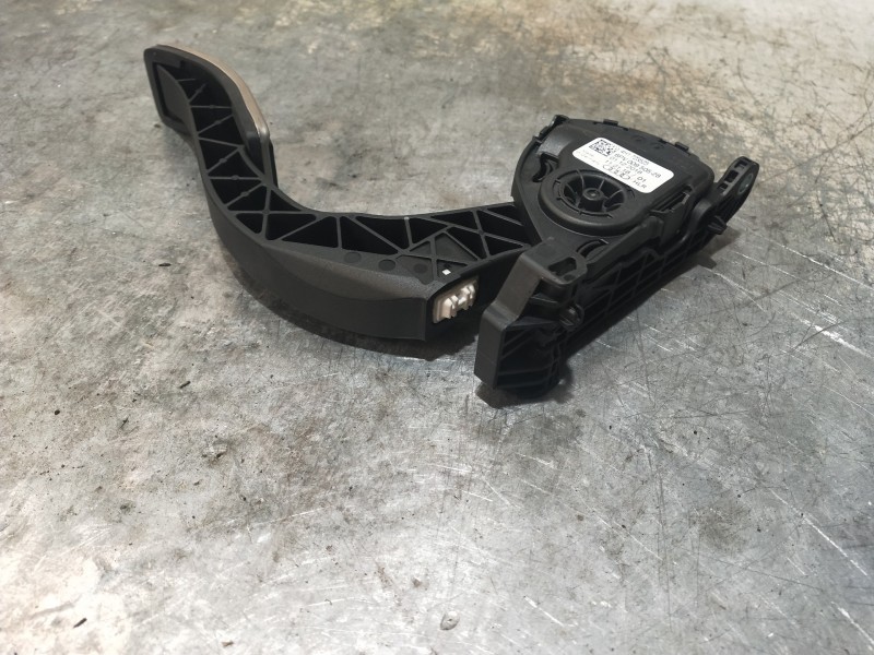 Recambio de potenciometro pedal para audi a6 avant (4gd) 2.0 tdi ultra referencia OEM IAM 4H1723523 6PV00950528 