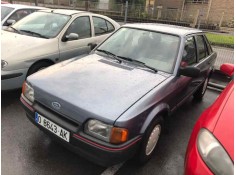 ford escort berlina del año 1987