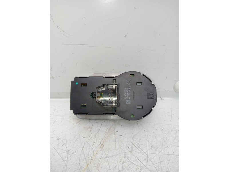 Recambio de mando limpia para opel grandland x excellence referencia OEM IAM 39050758 17016475 7139520758