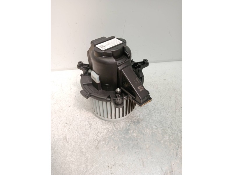 Recambio de motor calefaccion para opel grandland x excellence referencia OEM IAM 5P130001092504 5P1330400 