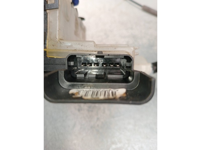 Recambio de motor cierre centralizado delantero derecho para opel grandland x excellence referencia OEM IAM 16943119 6168X065315