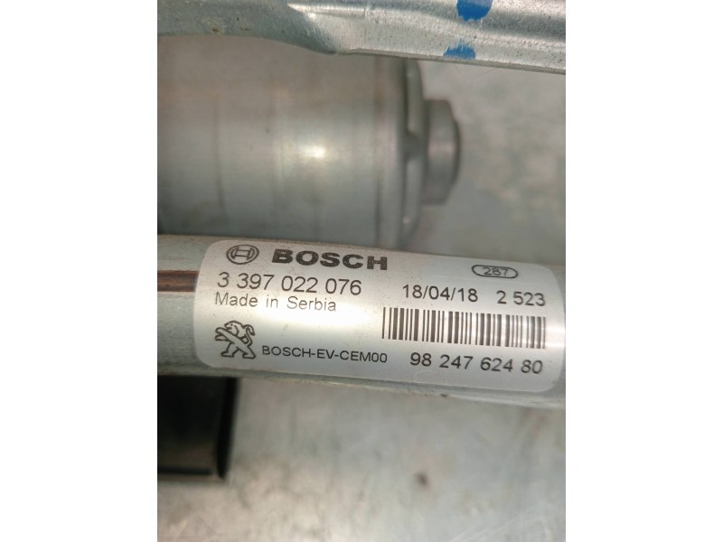 Recambio de motor limpia delantero para opel grandland x excellence referencia OEM IAM 3397022076 9824762480 