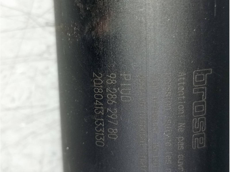 Recambio de amortiguadores maletero / porton para opel grandland x excellence referencia OEM IAM 9828629780  