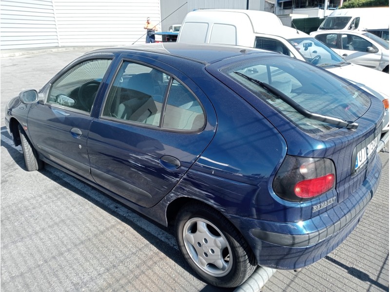 renault megane i berlina hatchback (ba0) del año 1998