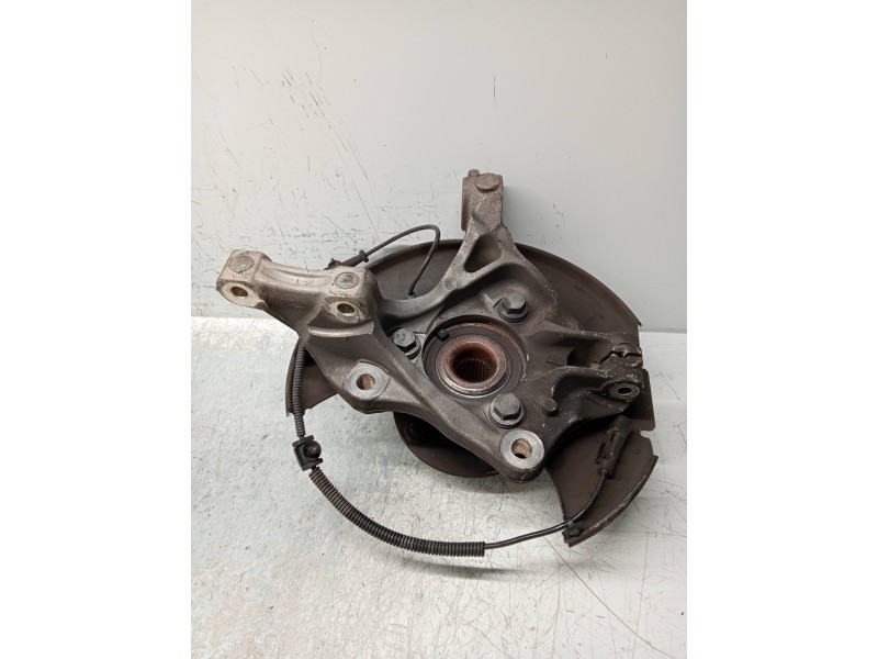 Recambio de mangueta delantera derecha para opel zafira tourer excellence referencia OEM IAM   
