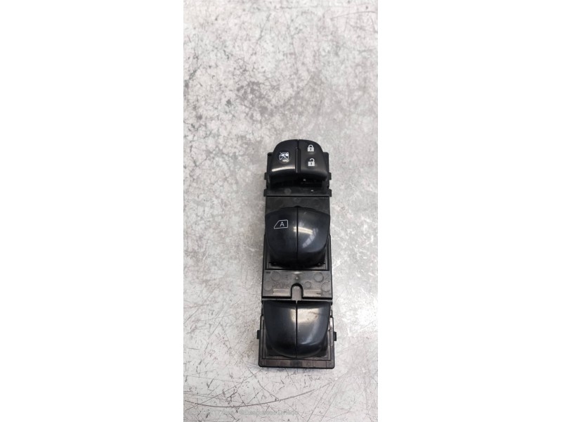 Recambio de mando elevalunas delantero izquierdo para nissan x-trail (t32) acenta referencia OEM IAM   