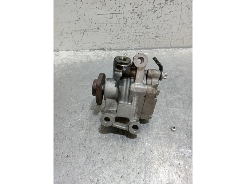 Recambio de bomba direccion para mercedes clase clk (w209) coupe 220 cdi (209.308) referencia OEM IAM   