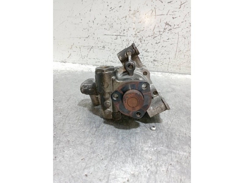 Recambio de bomba direccion para mercedes clase clk (w209) coupe 220 cdi (209.308) referencia OEM IAM   
