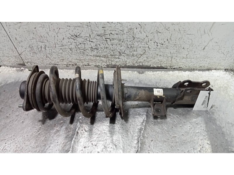 Recambio de amortiguador delantero izquierdo para kia sportage drive 4x2 referencia OEM IAM 54651ELSLE  