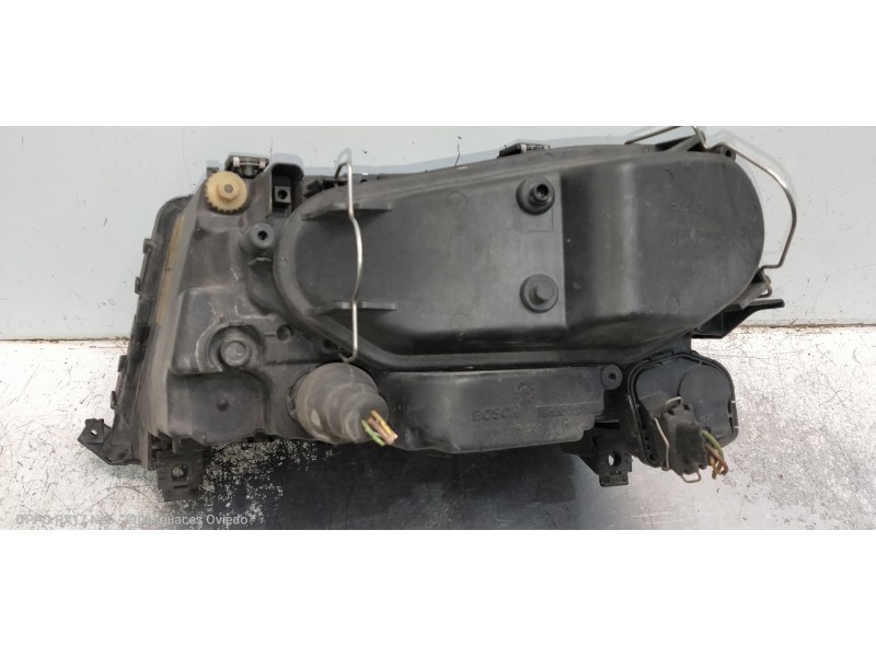 Recambio de faro derecho para audi a8 (d2) 3.7 quattro referencia OEM IAM 4D0941004L 0301047212 