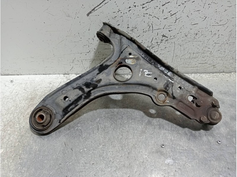 Recambio de brazo suspension inferior delantero izquierdo para seat toledo (1l) se referencia OEM IAM    Recambio de brazo suspension inferior delantero izquierdo para seat toledo (1l) se referencia OEM IAM