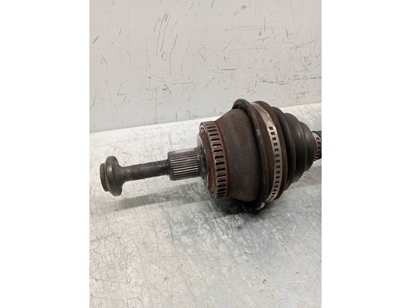 Recambio de transmision delantera izquierda para audi a8 (d2) 3.7 quattro referencia OEM IAM   