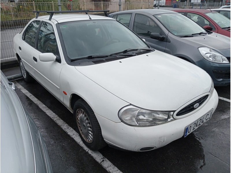 ford mondeo berlina (gd) del año 2000