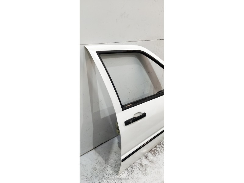 Recambio de puerta delantera derecha para seat toledo (1l) se referencia OEM IAM   5P Recambio de puerta delantera derecha para seat toledo (1l) se referencia OEM IAM   5P
