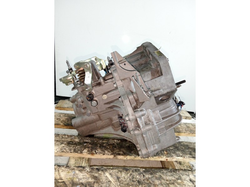 Recambio de caja cambios para renault scenic ii grand expression referencia OEM IAM ND0002 A566718 6V