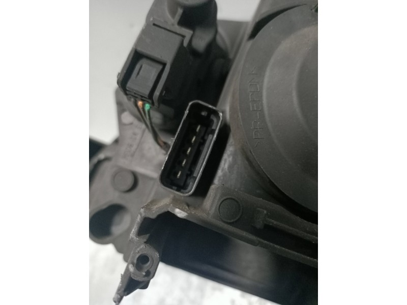 Recambio de faro derecho para renault espace iv (jk0) 2.2 dci turbodiesel referencia OEM IAM 8200394704  