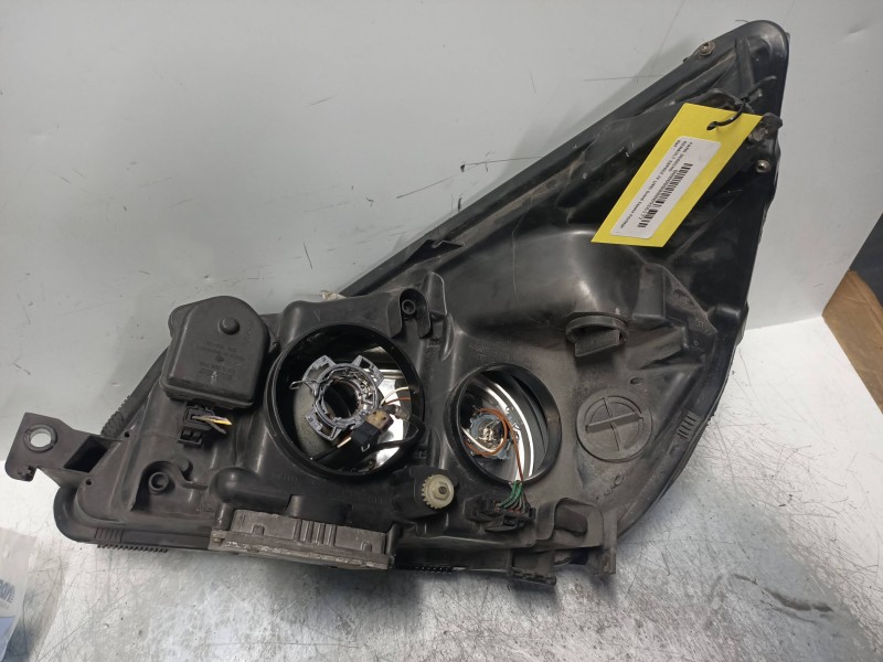 Recambio de faro derecho para renault espace iv (jk0) grand espace privilege referencia OEM IAM 8200394704  