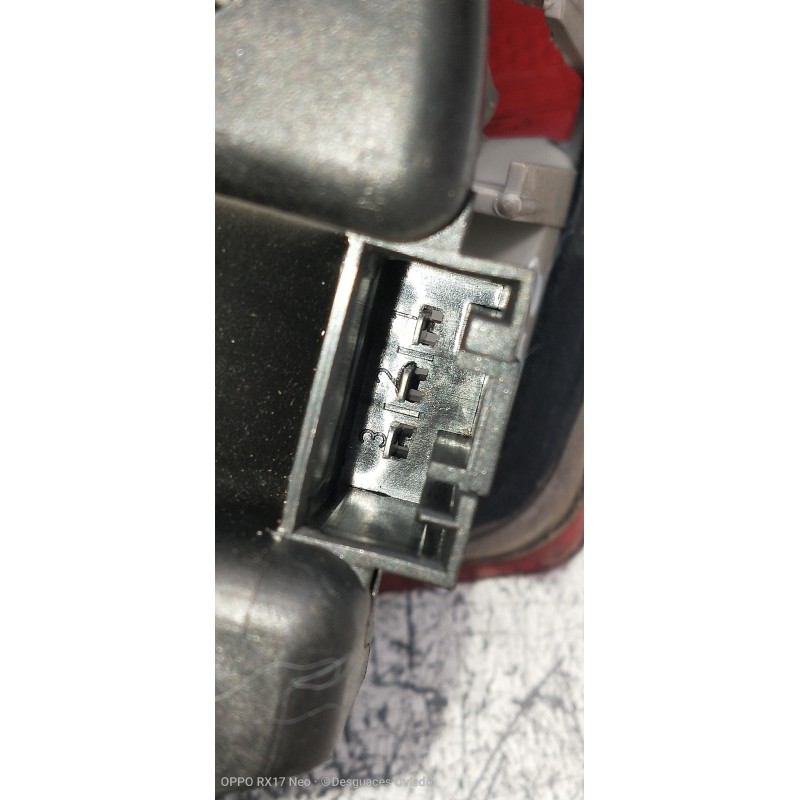 Recambio de piloto trasero izquierdo interior para bmw serie 3 touring (e46) 320d referencia OEM IAM 6907937  