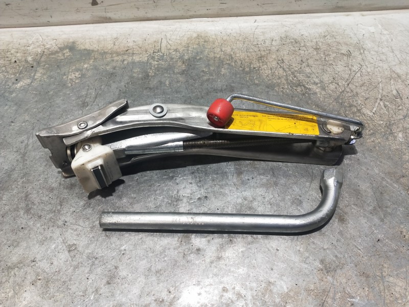 Recambio de gato para audi a8 (d2) 3.7 quattro referencia OEM IAM   