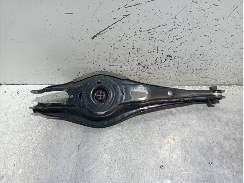 Recambio de brazo suspension inferior trasero derecho para audi a3 sportback (8vf) basic e-tron referencia OEM IAM 5Q0505311D  